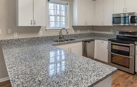 Which are the different colors of Granite?